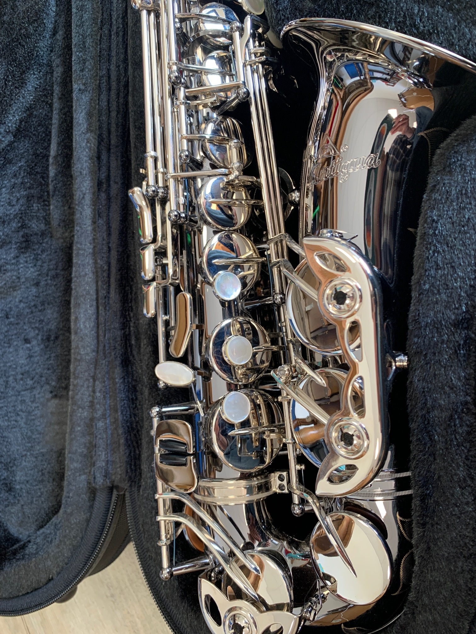 Saxophone Alto Antigua noir gravé antigua noir 2500 13