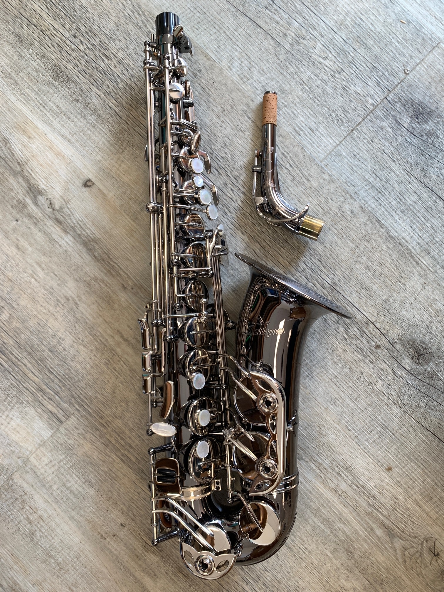 Saxophone Alto Antigua noir gravé antigua noir 2500 2