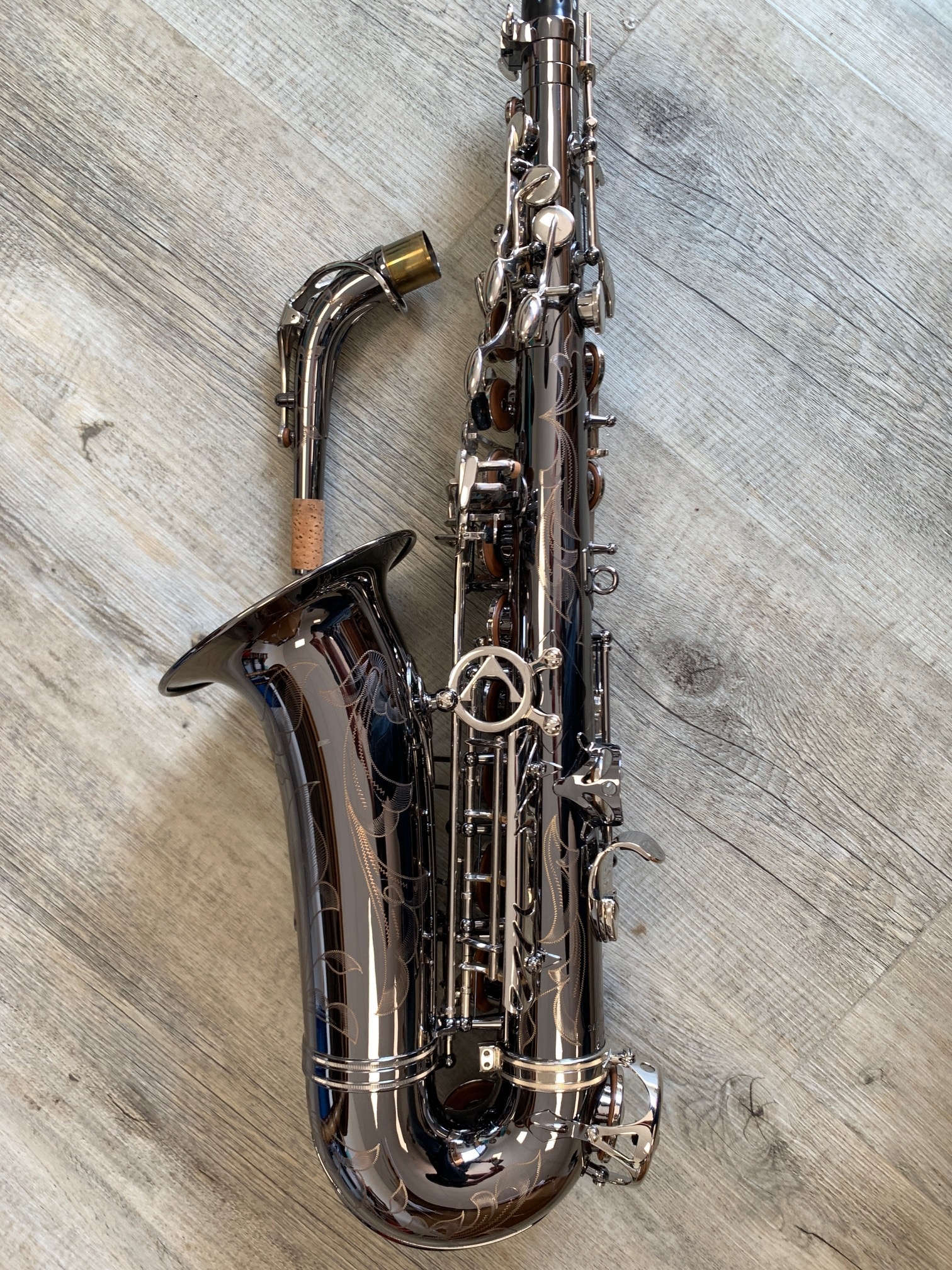 Saxophone Alto Antigua noir gravé antigua noir 2500 3