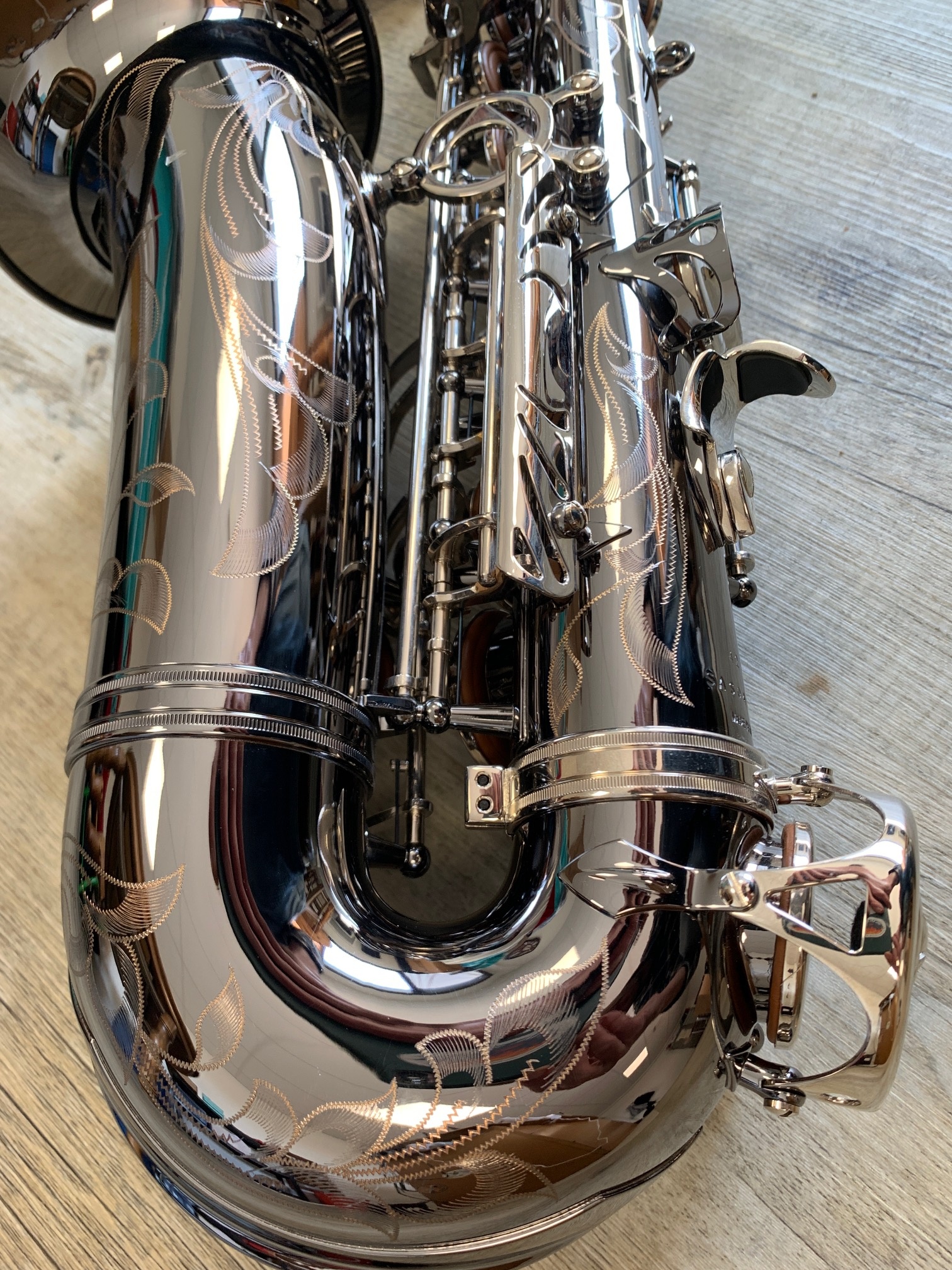 Saxophone Alto Antigua noir gravé antigua noir 2500 4