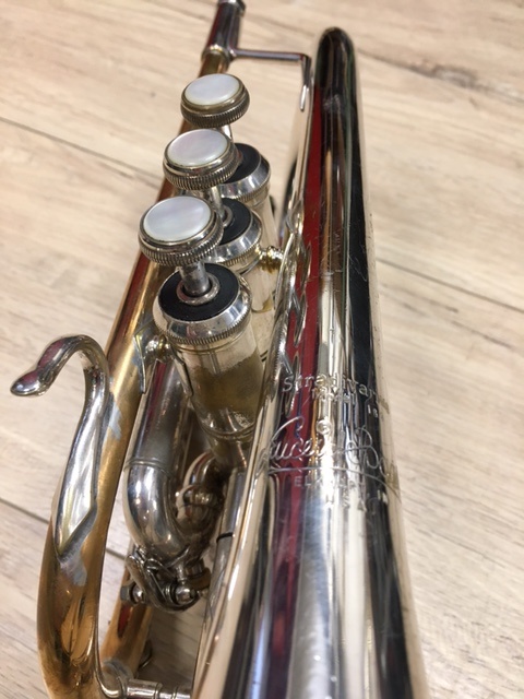 Cornet sib Bach 184 cornetbach1 6