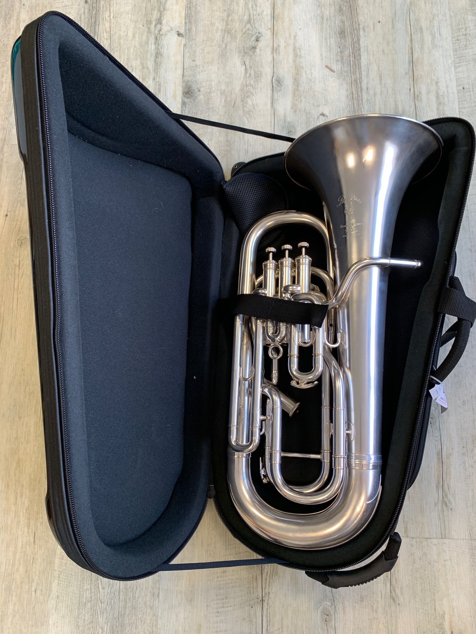 Euphonium Sib Besson 3+1 compensé eupnonium_compense_boosey_and__hawkes_besson_410
