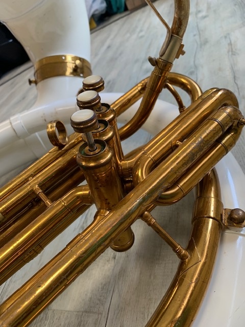 Sousaphone King Soubassophone king sousa 3