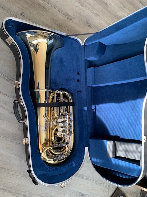 Tuba Miraphone en sib miraphone 84 1