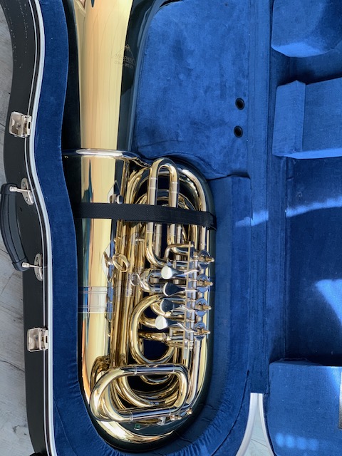 Tuba Miraphone en sib miraphone 84 9