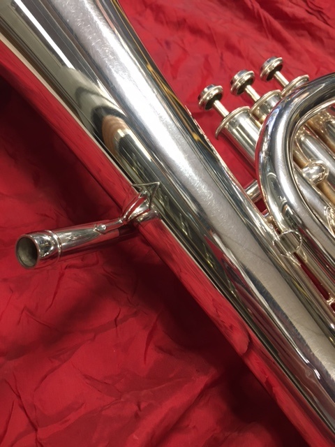 Saxhorn Baryton Sib Yamaha saxhorn baryton yamaha ybh301s 4