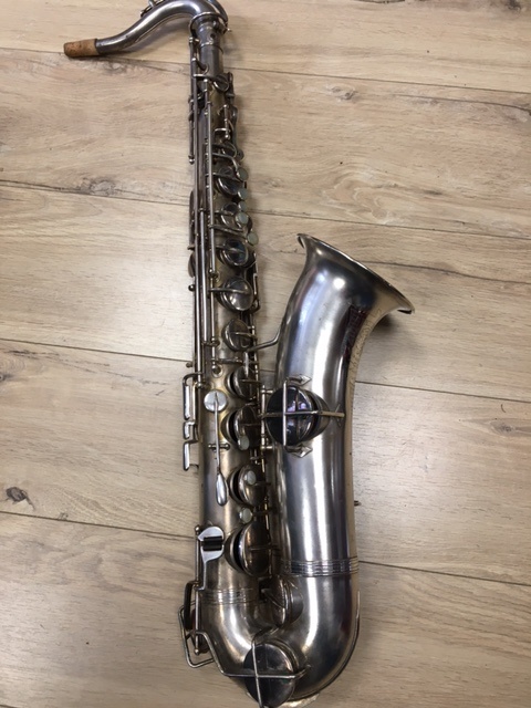 saxophone tnor indiana 1