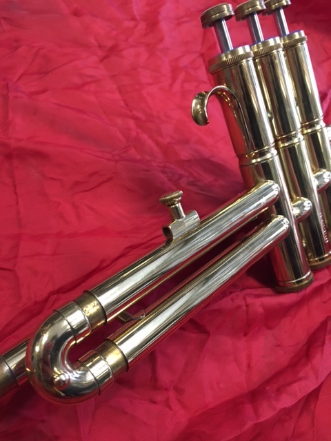 Trompette Sib dépliée trompette depliee amati 4