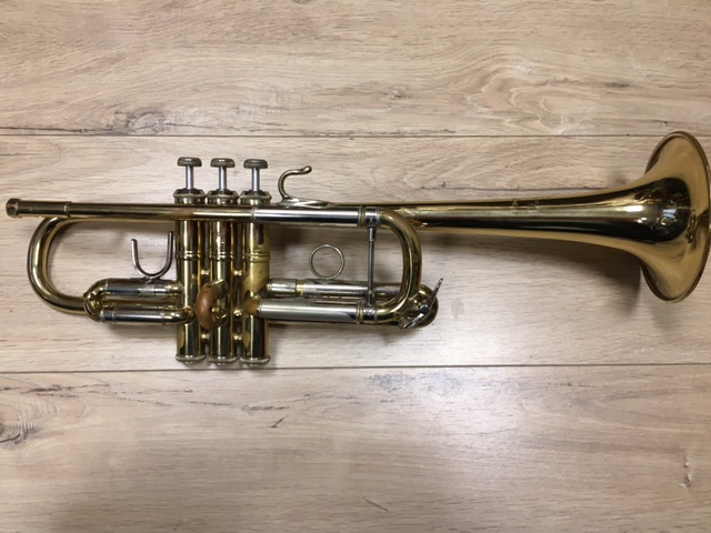 trompette ut bach 239