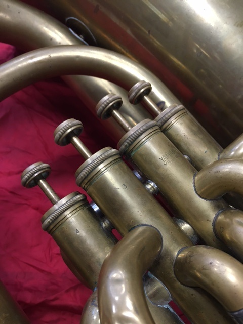 Tuba Sib Yamaha YBB-321 tuba contrebasse yamaha 4 pistons 4