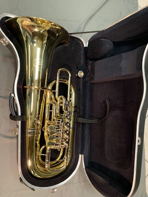 Tuba en Fa B&S Perantucci tubas bs 3100 2